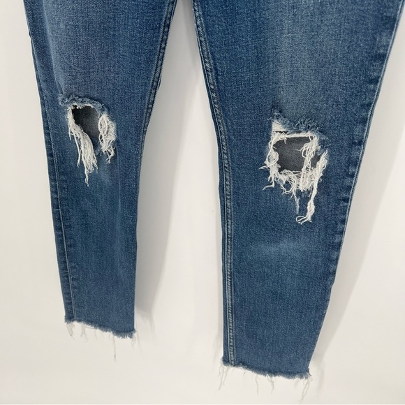 RE/DONE x Revolve Dusk Destroy Button Fly Distressed Ankle Jeans - Picture 6 of 16